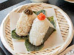 Bikin Onigiri Pakai Beras Biasa Tentu Bisa Begini Caranya Indozone Id