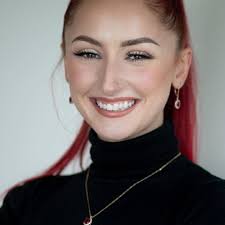 Chelsea Dotson's Instagram, Twitter & Facebook