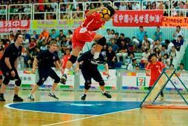 When a team gains a point, control of the ball. Tchoukball Dr Baert