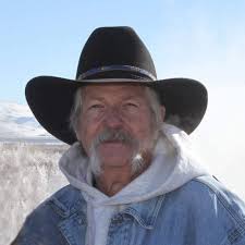 Ernie Winters's Instagram, Twitter & Facebook