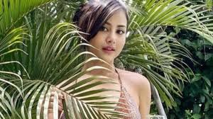 May 31, 2021 · pak haji (andre taulany) ngelus sambil bilang 'sabar, sabar', kata ayu ting ting dalam program amazing concert music di gtv, minggu (30/5) malam. Really Body Goals Peek At Tania Ayu S 5 Sexy Poses Archyde
