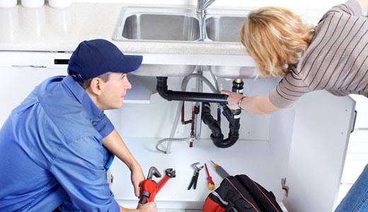 Common signs that emergency plumbing service may be needed