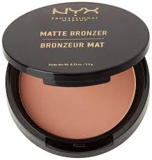 Rated 5 out of 5 by iris0126 from light matte bronzer got it as a blush cause it looked more spice rated 3 out of 5 by kitty30 from natural bronze i bought this online and the color was just fine for a. Nyx Professional Makeup Matte Body Bronzer Gepresstes Puder Ohne Schimmer Effekt Vegane Formel Light Amazon De Beauty