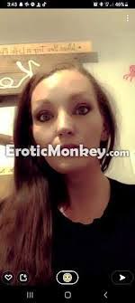 Avery Adams's Instagram, Twitter & Facebook