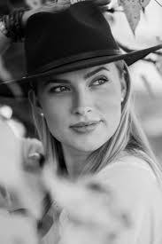 Christa Taylor's Instagram, Twitter & Facebook