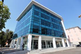 The bank operates a network of 36 branches across croatia, employs staff of 300 and services over 72.000 clients, holding. Southwest Them Fragrant Bper Modena Sede Centrale Jungodaily Com