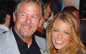 Ernie lively is an american actor who has appeared in such films as passenger 57 and wisdom. Mr9ospiqlpbuam