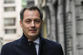Alexander de croo was born on november 3, 1975 in vilvoorde, belgium. Alexander De Croo Devient Le Nouveau Premier Ministre