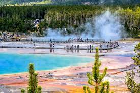 Water plays an incredible role in the ecosystems of yellowstone national park and the surrounding areas. Beste Reisezeit Fur Yellowstone Nationalpark Klima Und Wetter 8 Monate Zu Vermeiden