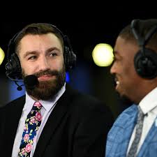 3 fans were loving gianluva vialli's wild. Michael Chiesa Very Happy For Poirier Thinks Trilogy With Mcgregor Makes Most Sense Bloody Elbow