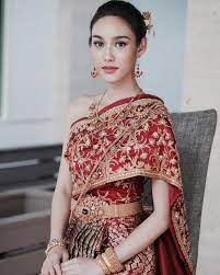 Tuy nhiên, pha bóng đặng văn lâm khiến người thái phải trầm trồ thán phục diễn ra ở phút bù giờ đầu tiên của hiệp 2. Táº¡i Sao Trang Phá»¥c Truyá»n Thá»'ng Thai Lan Láº¡i Thu Hut NgÆ°á»i Nhin