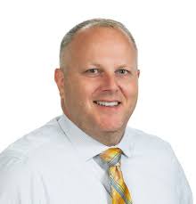 Adam Prins's Instagram, Twitter & Facebook