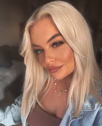 Obsessed 🔥💄 @ebonyrees1 #makeupartist #southwalesweddings #mua  #weddingmakeup #bridesmaid #model @iconic.london @charlottetilbury  @narsissist @bobbibrown @dior @makeupbymario @urbandecaycosmetics @chanel  @thecawdor @staceylewis216 Nadia Ella Mua ...