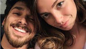 L'ex tronista dovrebbe approdare in hounduras tra qualche giorno. Did Andrea Cerioli And Arianna Split Up The Truth Of The Suitor