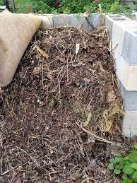 Compost Pile How To Compost And Build A Compost Heap Compost How To Make Compost Garden Soil