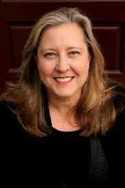 Rachel Hodges's Instagram, Twitter & Facebook