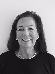 Therese Marshall's Instagram, Twitter & Facebook