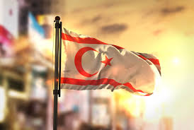 وهي ثالث أكبر جزيرة من حيث المساحة وكذلك من حيث عدد السكان في البحر الأبيض المتوسط، وتقع جنوب تركيا وغرب. Ø¬Ø²ÙŠØ±Ø© Ù‚Ø¨Ø±Øµ Ø§Ù„ØªØ±ÙƒÙŠØ© Ø¯ÙˆÙ„Ø© Ø³ÙŠØ§Ø­ÙŠØ© Ø®Ù„Ø§Ø¨Ø© ÙØ±Ø¯ÙˆØ³ Ø§Ù„Ø­ÙŠØ§Ø© Ù„Ù„Ø®Ø¯Ù…Ø§Øª Ø§Ù„Ø³ÙŠØ§Ø­ÙŠØ© ÙÙŠ ØªØ±ÙƒÙŠØ§