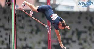 Une histoire sportive et internationale traversée par un rapport de forces politiques et économiques, par jérémie • le communisme à l'épreuve olympique : 2nt4dhfhhc7ssm