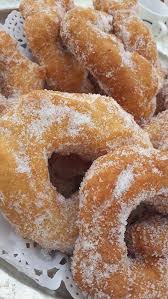 Ingredients 500g De Farine 1 Sachet De Levure De Boulanger 1 œuf 1 4 Verre D Huile 1 C A C De Sel Ea Recette Beignet Sucre Recettes De Cuisine Recette Beignet