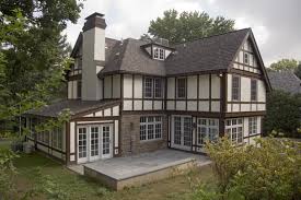 What begun as a traditional tudor style home is now a bright and open modern house filled with stylish furnishings and accessories. Deluxe Custom Tudor House Modern Renovation That Can Fit In Any Home Tons Of Variety Decoratorist