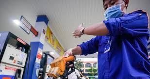 Ron 95 là 19.160 đồng một lít. Gia XÄƒng Gia XÄƒng Dáº§u Gia Dáº§u Gia Xang Dau Gia XÄƒng TÄƒng Gia Xang Gia Dau Ttvh Online