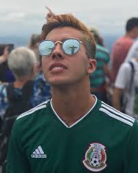 Brasileiro 🇧🇷 pero sobre todo MEXICANO 🇲🇽 Orgulloso de representar a  México y Culiacán a donde sea que vaya, a pesar de todo, orgulloso de ser  de donde soy. VIVA MÉXICO 🇲🇽 #vivamexico