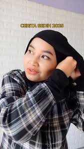 Lovenye kod daisy ni 😍 mestila kene show off sikit tudung baru kan 😝  Cecepat tekan link kt bio and grab kod daisy ni. Siyes tinggal sikit. Takut  melepas 🥹 Arrabella collection