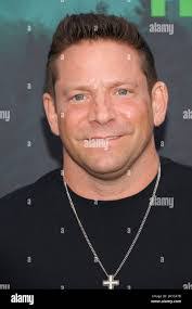 Jeffrey Timmons's Instagram, Twitter & Facebook