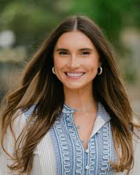 Tanya Mcgill's Instagram, Twitter & Facebook