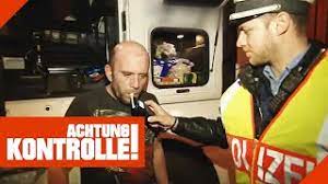 Der Ist Morgen Fruh Sicher Nicht Nuchtern Alkoholkontrolle 1 2 Kabel Eins Achtung Kontrolle Youtube