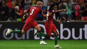 Homme du match contre la croatie alors qu'il était remplaçant, le portugais pourrait être titulaire face à la pologne. Euro 2016 Renato Sanches Breaks Two Records At Euro 2016 Including One Of Ronaldo S Goal Com