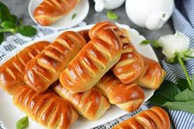 Pirozhki with Fruit Filling