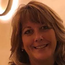 Tara Winger's Instagram, Twitter & Facebook