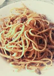 Spaghetti Rettangolari Con Aglio Olio Peperoncino Pangrattato Aromatizzato Al Prezzemolo E Parmigiano Capperi E Acciughine Spaghetti Peperoncino Prezzemolo