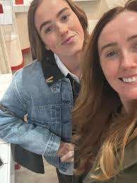 Lottaa love for London 🎞️🤎