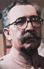 Gráfica sin fecha** # **¿SABÍAS QUE RAFAEL BRICEÑO HIZO EL PAPEL DE GÓMEZ  EN DOS PRODUCCIONES DIFERENTES EN DOS CANALES DIFERENTES?** **¿Lo sabías?  Si lo sabías y lo recuerdas, entonces dinos cómo