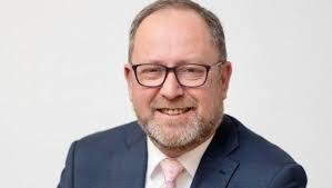 Darren Ludlow's Instagram, Twitter & Facebook