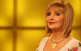 Cantareata de muzica populara lucretia ciobanu, a murit miercuri, la varsta de 90 de ani. A Murit Cantareata De Muzica Populara Ileana Ciuculete Artista Suferea De Ciroza Hepatica Stirileprotv Ro