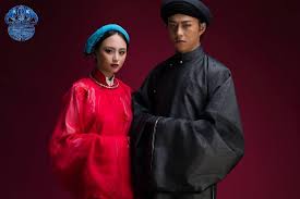 Credit to thuỷ trung nguyệt. Má»™t Sá»' Loáº¡i Trang Phá»¥c Thá»i Le Nguyá»…n