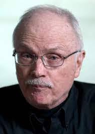 Betina Cook's Instagram, Twitter & Facebook