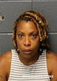 Kendra Kemp's Instagram, Twitter & Facebook