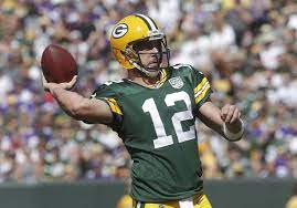 On His 35th Birthday Aaron Rodgers Faces His Football Mortality Pro Lacrossetribune Com
