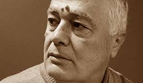 Mark Simoni: A ka ardhur koha qe secili prej nesh te ngrihemi ne lartesine  e vetegjykimit te vepres sone?