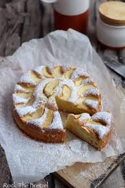 Gateau Moelleux Aux Pommes Et Mascarpone Rock The Bretzel Moelleux Aux Pommes Gateau Moelleux Recette Gateau Moelleux