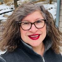 Ceci Cisneros's Instagram, Twitter & Facebook