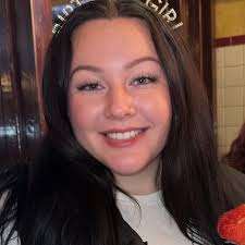 Gabrielle Case (@_gabs.glamour_) • Instagram photos and videos