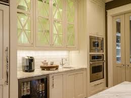 under cabinet lighting choices diy