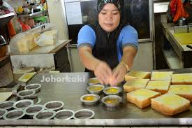 Needless to say, kacang phool has become a staple in our household. Foodie Blogger Ntv7 Kacang Pool Haji A Must Try Street Hawker Food Stall In Johor Bahru Johor Kaki Travels For Food