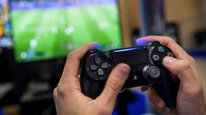 Liste de 71 jeux vidéo par steamblue. Les Jeux Video Toujours Plus Presents De Moins En Moins Tangibles H24info